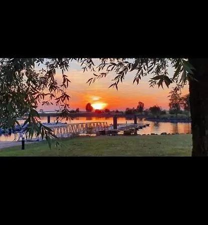 La Cigogne Holiday home Eclaron